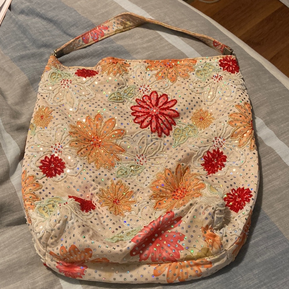 Floral Embroidered / Beaded Women's Bag